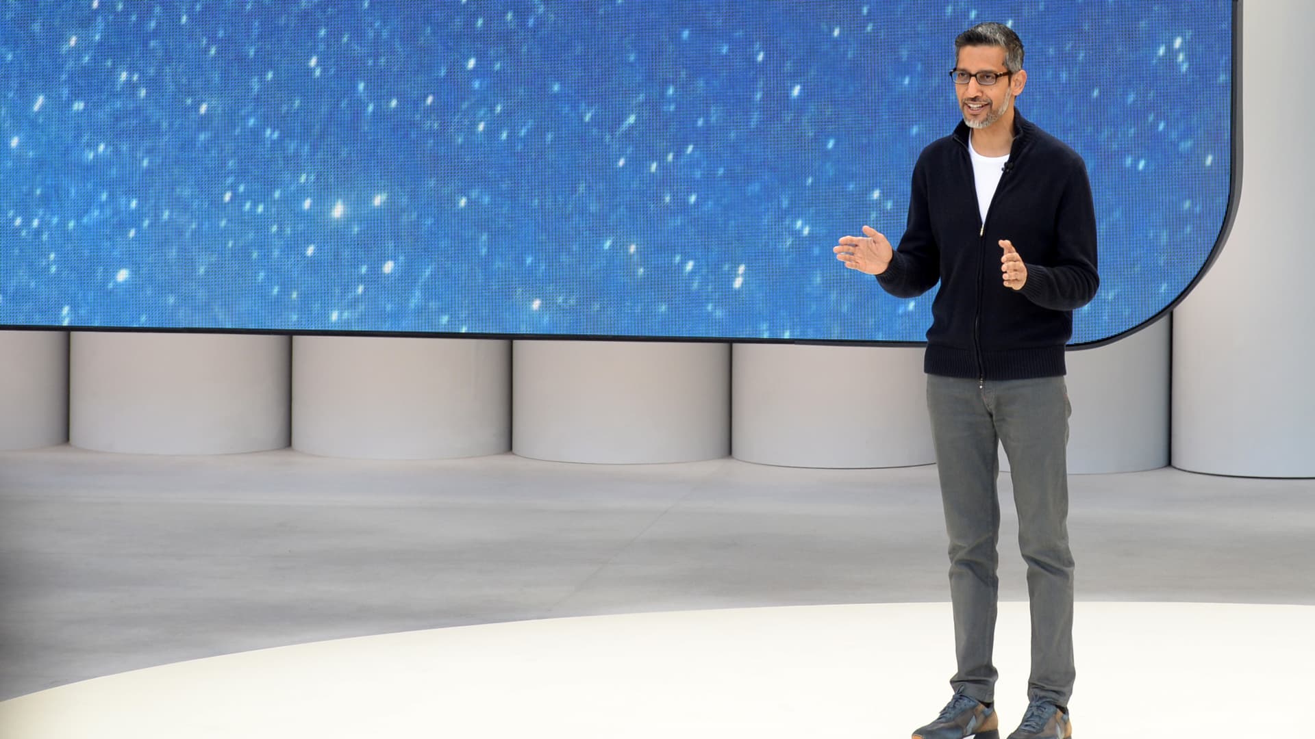Google provides purchases to employees in its search and advertising unit
