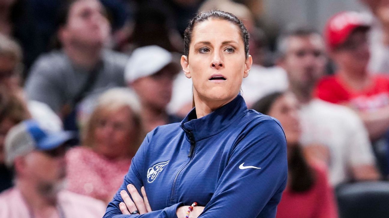Fever without coach Stephanie White; Steps in Austin Kelly