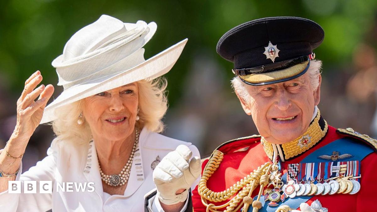 King Charles and Queen Camilla painted thousands - live updates - live updates
