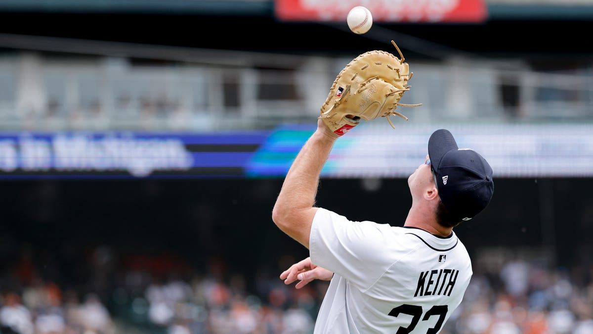 How to stream on Roku vs Reds