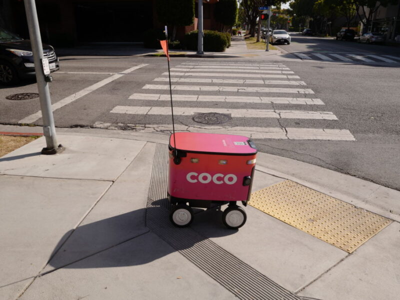 Coco Robotics, robots, delivery robots